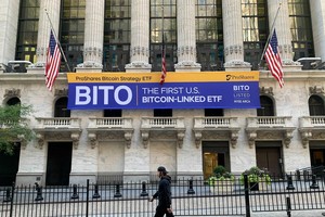 Giá Bitcoin hôm nay ngày 20/10: Giới đầu tư bắt đầu "mơ" giá Bitcoin lên 6 chữ số 