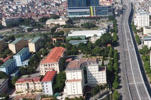 Tăng cường đầu tư công trong lĩnh vực cơ sở hạ tầng được coi là một biện pháp kích thích tăng trưởng kinh tế.