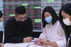 Cầu bắt đáy "giữ lửa" thị trường