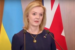 Ngoại trưởng Anh Liz Truss. (Nguồn: Sky News).