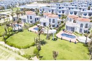 Biệt thự nghỉ dưỡng biển có giá trị khan hiếm đang thu hút được dòng vốn đầu tư khi du lịch mở cửa.