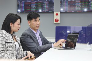 Định giá P/E của thị trường chứng khoán đang ở mức thấp, khoảng 13,5 lần.