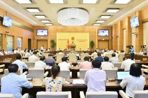 Phiên họp cho ý kiến hai dự án vành đai của Uỷ ban Thường vụ Quôc hội.