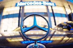 Trong quý 1/2022, doanh số bán hàng của Mercedes-Benz đã giảm khoảng 10% so với cùng kỳ năm ngoái. (Nguồn: AFP).