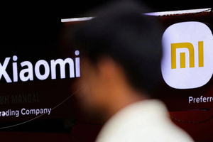 Bên ngoài một cửa hàng của Xiaomi ở Mumbai (Ấn Độ), ngày 11/5/2022. (Nguồn: reuters.com).
