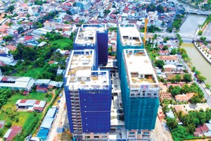 Địa ốc Hoàng Quân sẽ phát hành cổ phiếu riêng lẻ để mua lại dự án Golden City.