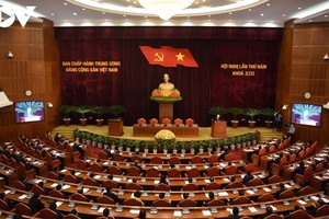 Toàn cảnh phiên bế mạc Hội nghị Trung ương 5 khóa XIII.