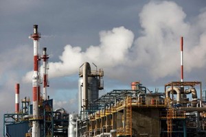 Một nhà máy hóa chất của Đức. (Ảnh: Reuters).