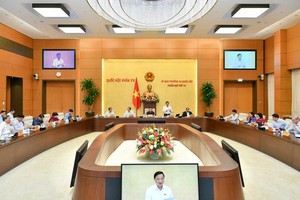 Phiên họp thứ 14 của Ủy ban Thường vụ Quốc hội sáng ngày 11/8.