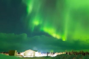 Một vụ nổ cực quang tại Alaska khiến cư dân mạng phải "bùng nổ"