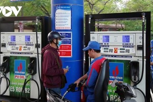 Giá xăng, dầu đồng loạt giảm từ 15h00 chiều nay.