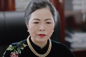Bà Đinh Cẩm Vân.