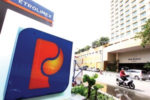 Petrolimex đang phải chịu áp lực bù đắp nguồn cung thiếu hụt cho các cơ sở phân phối xăng dầu tư nhân.