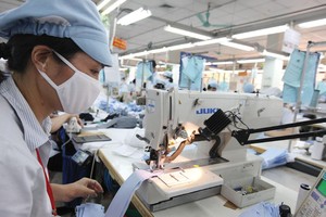 Doanh nghiệp dệt may xuất khẩu đang gặp khó khăn về đơn hàng.