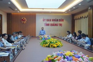 Phó chủ tịch UBND tỉnh Quảng Trị, ông Hà Sỹ Đồng chủ trì buổi làm việc với Tổ hợp nhà đầu tư Dự án Trung tâm Điện khí LNG Hải Lăng.