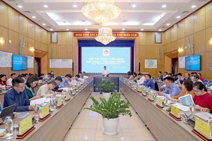 Phiên họp thẩm định Quy hoạch tỉnh Bình Phước chiều 24/11. (Ảnh: Đức Trung)