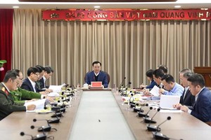 Bí thư Thành ủy Hà Nội Đinh Tiến Dũng chỉ đạo xử lý dứt điểm những vụ án, vụ việc tham nhũng, tiêu cực xảy ra tại địa phương... (Ảnh: Thanh Hải).