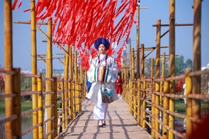 Du xuân cùng người dân Hà Nội tại đường hoa Home Hanoi Xuan 2023