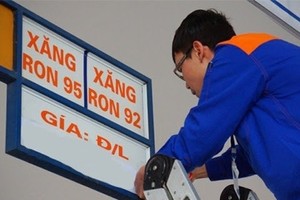 VCCI đề nghị phương án Nhà nước không định giá xăng dầu mà sẽ do cung cầu của thị trường quyết định.