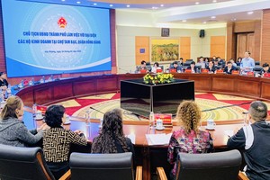 Cuộc làm việc với đại diện các hộ kinh doanh tại Chợ Tam Bạc.