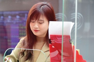 Các nhà đầu tư cá nhân đóng góp dòng tiền chủ đạo trên thanh khoản hàng ngày của thị trường chứng khoán.