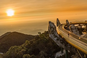 Phát triển du lịch: Qua rồi thời của “mặt trời và đại dương”