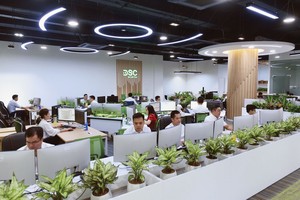 Chứng khoán và ngân hàng là hai nhóm cổ phiếu đang dẫn dắt dòng tiền