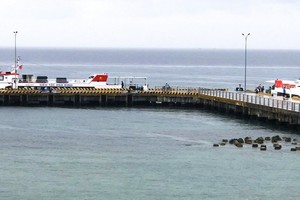 Cảng Bến Đình được đưa vào hoạt động từ năm 2020.