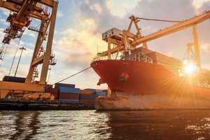 DNNN đang nắm giữ vai trò trọng yếu ở nhiều ngành kinh tế quan trọng.