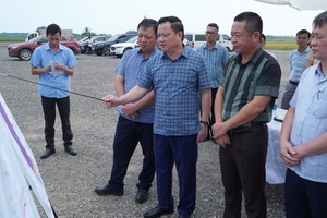 Chủ tịch UBND tỉnh Thái Bình kiểm tra thực tế tình hình đầu tư Khu công nghiệp Hải Long (Khu kinh tế Thái Bình).