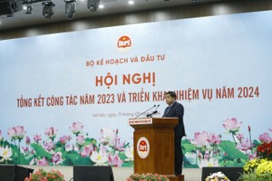 Bộ trưởng Bộ Kế hoạch và Đầu tư Nguyễn Chí Dũng phát biểu tại Hội nghị.