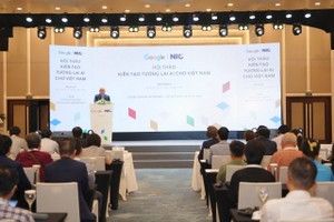 Thứ trưởng Bộ Kế hoạch và Đầu tư Đỗ Thành Trung phát biểu tại Hội thảo “Kiến tạo tương lai AI cho Việt Nam”.