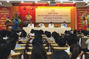 Mục tiêu của ngành ngân hàng trong năm 2017 là tiếp tục phấn đấu giảm lãi suất cho vay, nhất là lãi suất cho vay trung và dài hạn