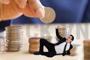 Muôn hình vạn trạng nghề dịch vụ khách hàng nhà băng