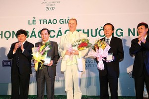 10 năm, dấu ấn thời gian...