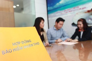 Hiện một sản phẩm bảo hiểm tai nạn và sản phẩm bảo hiểm y tế có khoảng 20 điều khoản loại trừ, bảo hiểm bệnh hiểm nghèo có 10 - 15 điều khoản loại trừ…  Ảnh: Lê Toàn