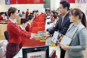 Đừng bắt tín dụng làm động lực tăng trưởng