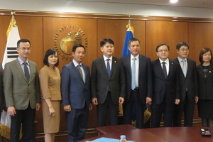 Một trong những nỗ lực nâng hạng thị trường là mở rộng kết nối, học hỏi kinh nghiệm quốc tế ở các TTCK phát triển