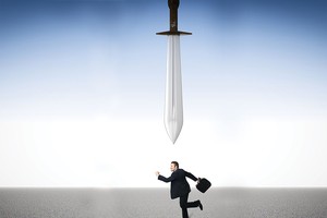 Dù đã nỗ lực xử lý, nhưng nợ xấu vẫn như “thanh gươm Damocles” lơ lửng treo