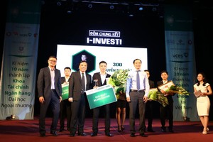 Nguyễn Duy Đạt (NEU) giành quán quân I-INVEST! 2016