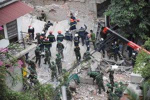 Địa ốc 7 ngày: Nhà cũ “nguy cơ” sập, chung cư không đảm bảo an toàn cháy nổ