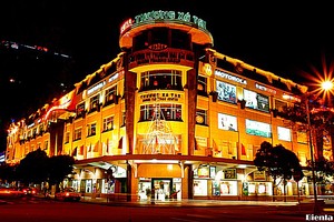 Địa ốc 7 ngày: Nhiều tin tức nóng