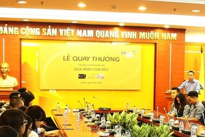Chủ nhân của những quà tặng may mắn đã được xác định trong Lễ quay thưởng PVcomBank tổ chức.