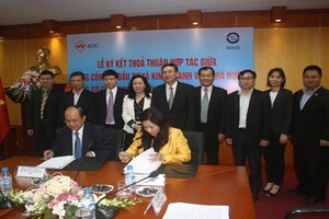 HOSE và SCIC ký ghi nhớ hợp tác