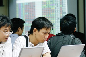 Vì sao thị trường chưa thể bật tăng?