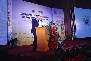 Các đại gia Premier Leage đổ bộ vào V-Leage