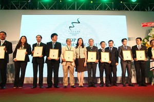 Những hình ảnh đẹp của Lễ trao giải Báo cáo thường niên tốt nhất 2014