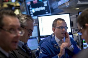 Phố Wall có mức tăng trong 3 tuần liên tiếp mạnh nhất kể từ tháng 10/2011 - Ảnh: Reuters