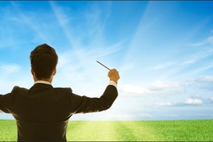 “Nhạc trưởng” không có quyền chỉ huy