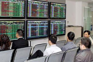 Cổ phiếu mất “nhiệt” vì tỷ giá